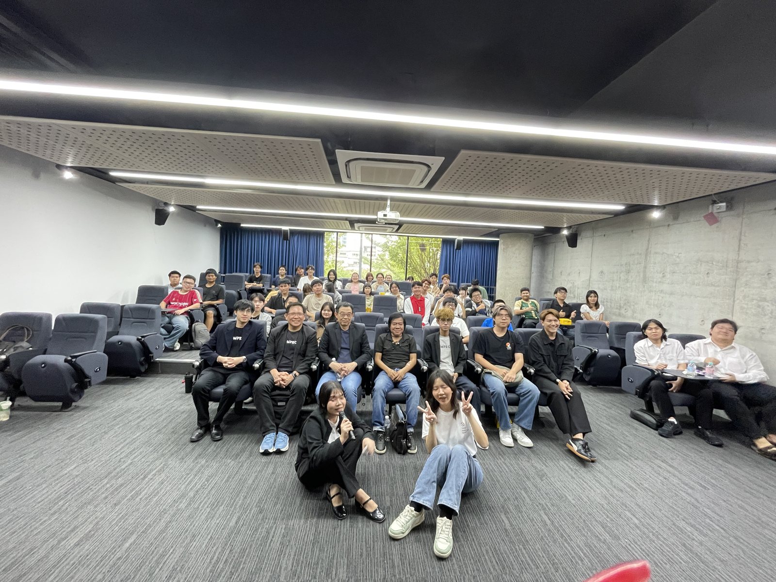 Closing group photo